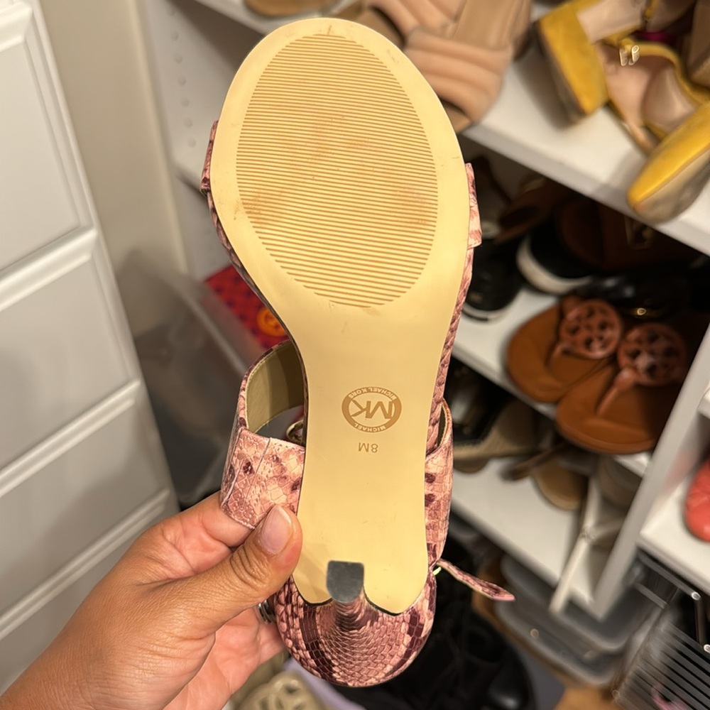 Michael Kors Amos Ankle Strap Sandal - Picture 5 of 8